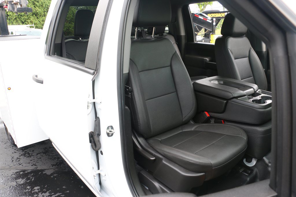 Used 2023 GMC Sierra 3500 Pro w/ Convenience Package AWD/4WD image 29