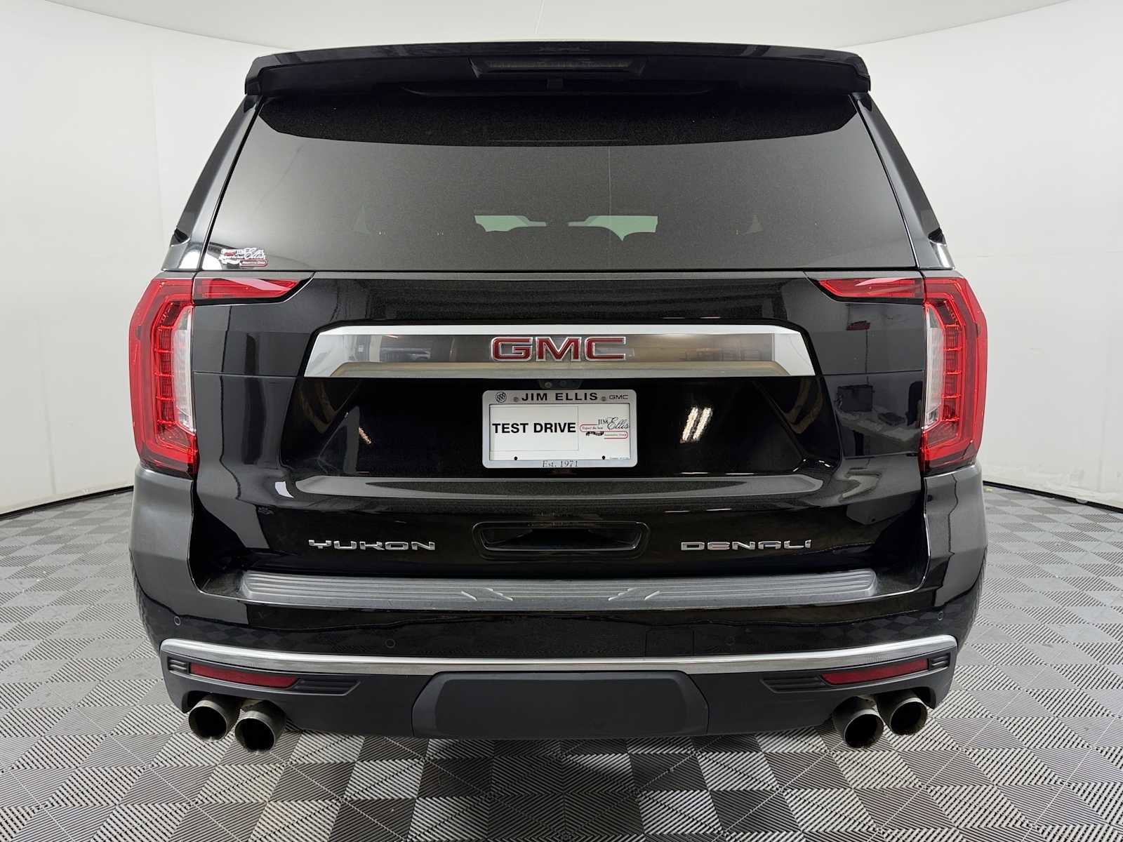 Certified 2021 GMC Yukon Denali w/ Denali Premium Package image 5