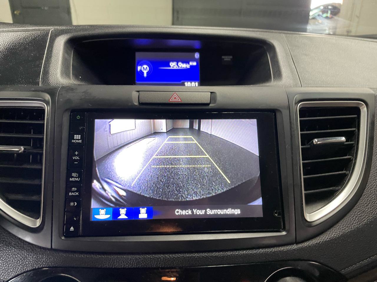Used 2016 Honda CR-V Touring image 23