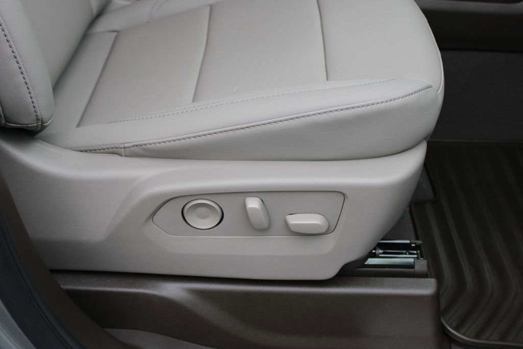 New 2026 Chevrolet Silverado 1500 LTZ w/ Z71 Off-Road Package image 25