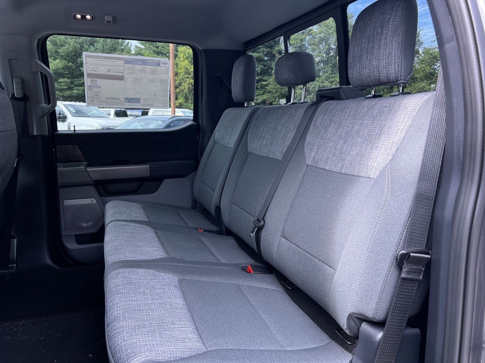 New 2027 Ford F250 XLT w/ XLT Premium Package AWD/4WD image 24