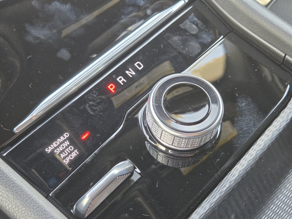 New 2027 Jeep Grand Cherokee Altitude AWD/4WD image 21