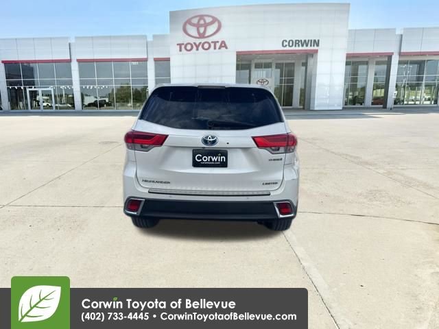 Used 2017 Toyota Highlander Limited w/ Protection Package #3 image 4