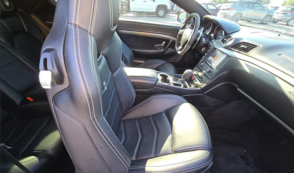 Used 2017 Maserati GranTurismo Sport RWD image 11