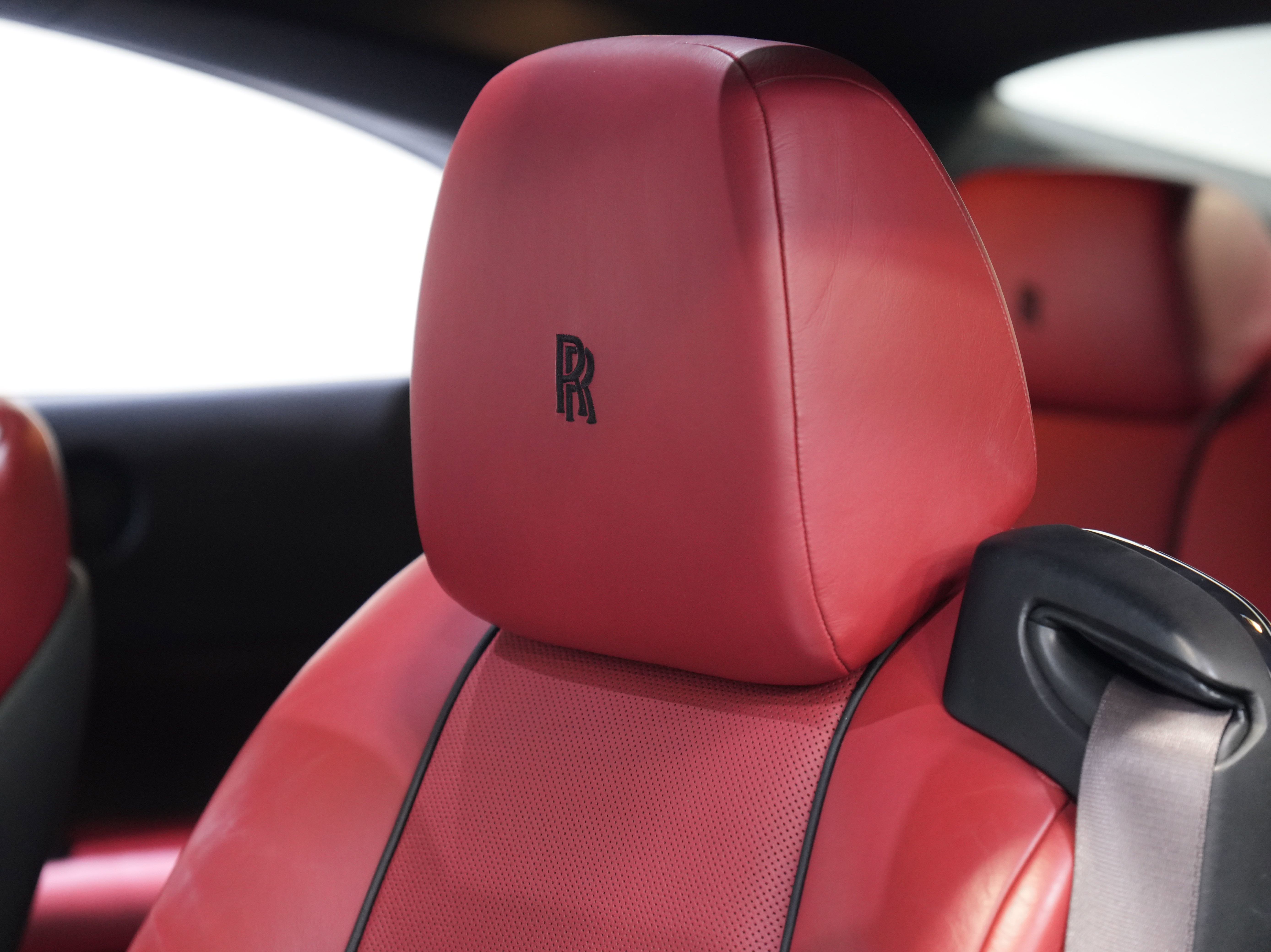 Used 2014 Rolls-Royce Wraith RWD image 31