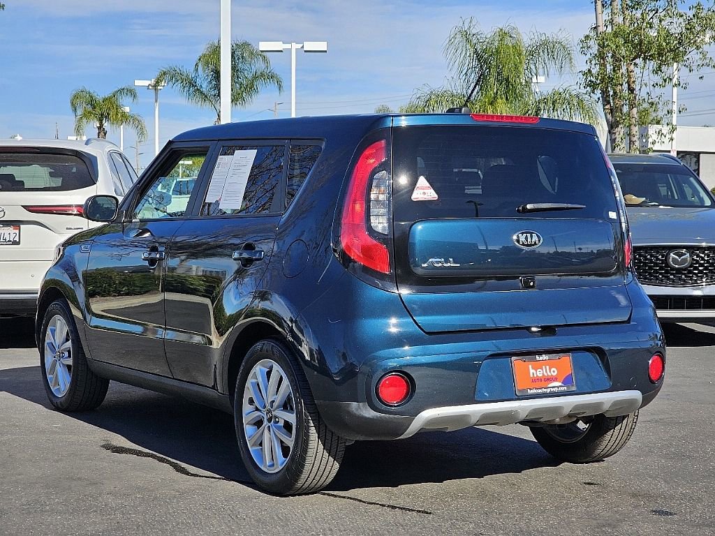 Used 2018 Kia Soul + image 15