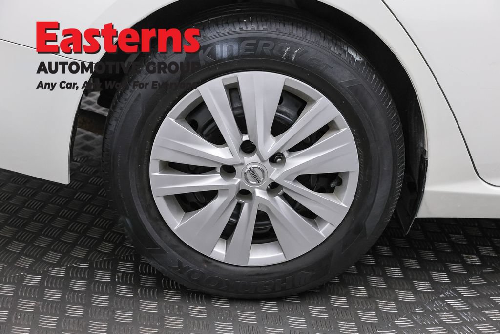 Used 2024 Nissan Altima 2.5 S FWD image 29