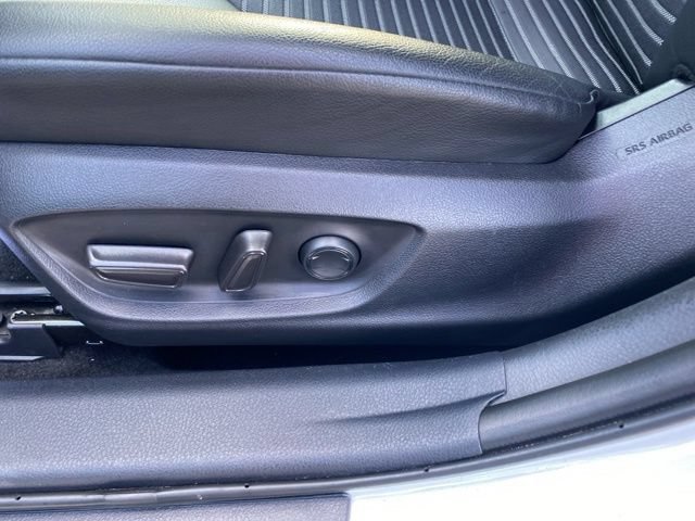 Used 2022 Toyota Camry SE FWD image 26
