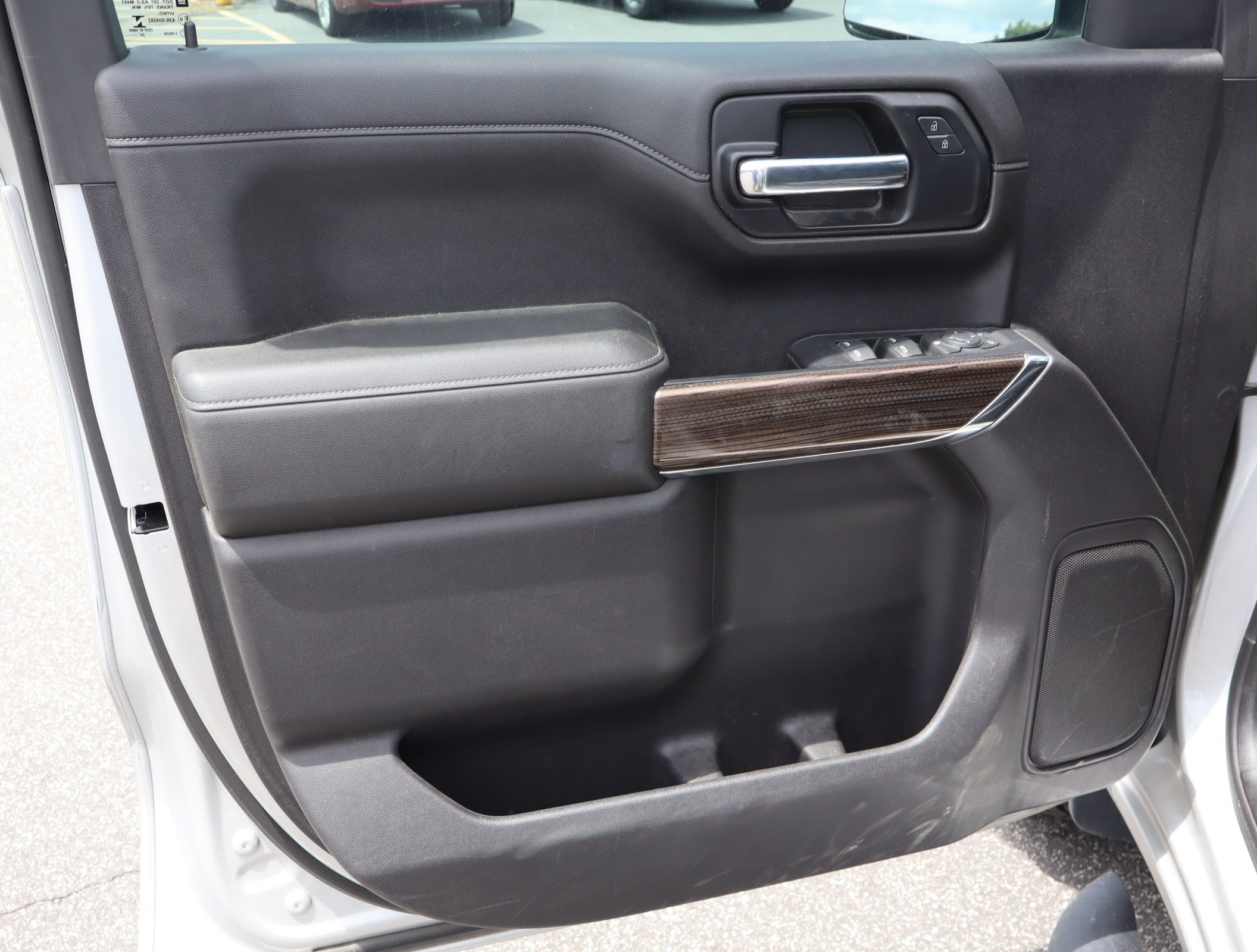 Used 2020 Chevrolet Silverado 1500 LT Trail Boss AWD/4WD image 13