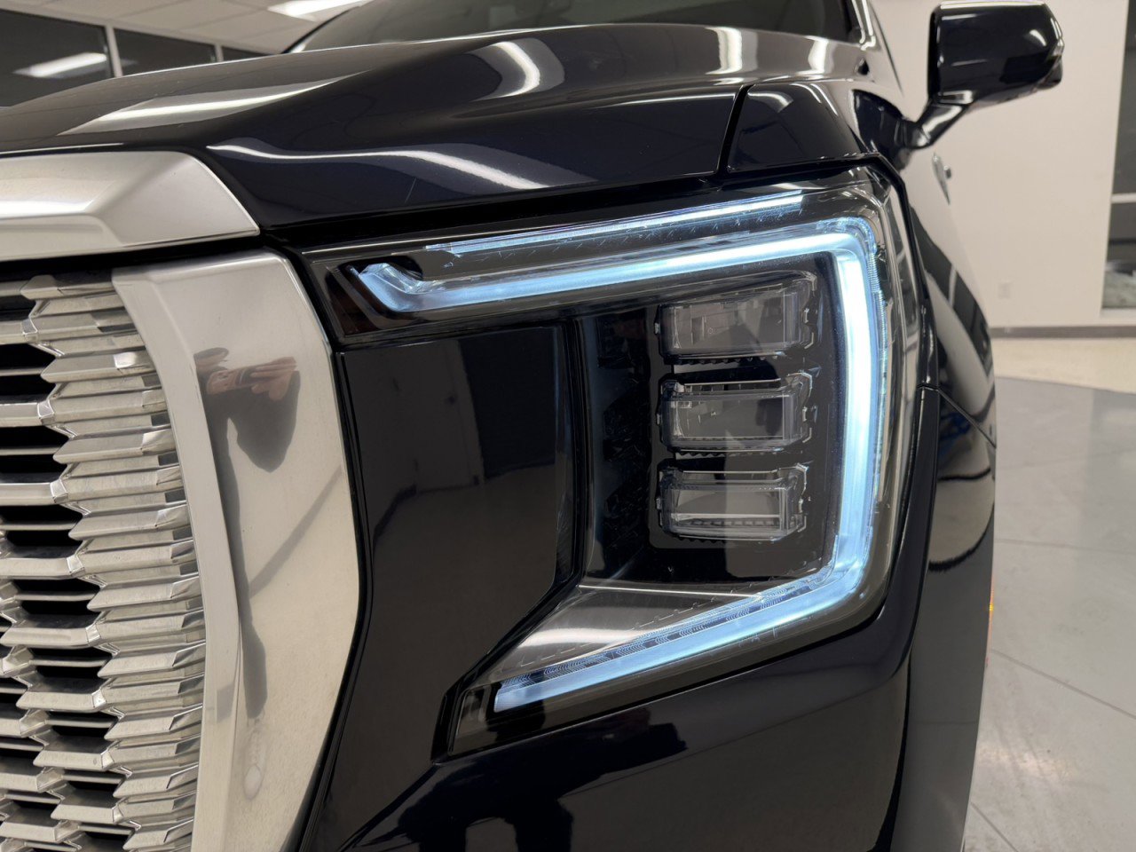 Used 2021 GMC Yukon XL Denali image 64