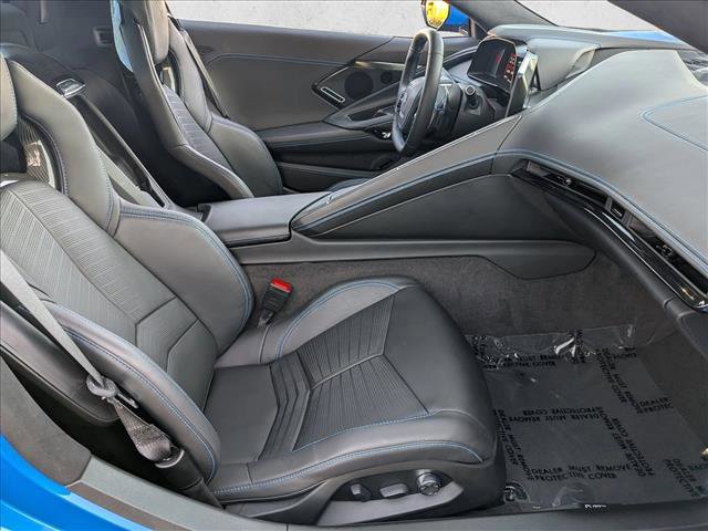 Used 2025 Chevrolet Corvette Stingray Premium Conv w/ Z51 Performance Package RWD image 26