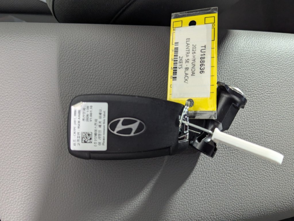 New 2026 Hyundai Elantra SE FWD image 25