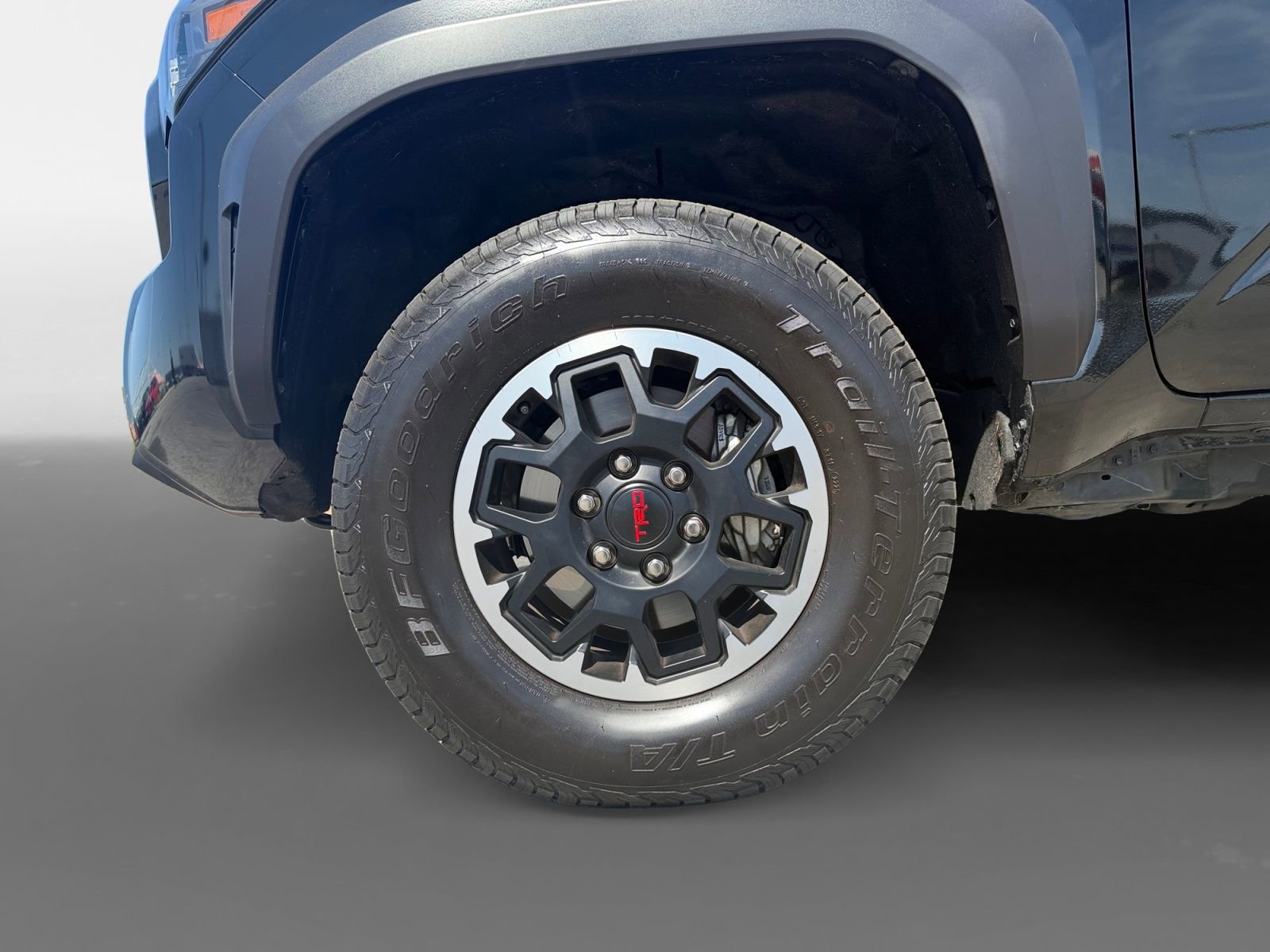 Certified 2025 Toyota Tacoma TRD Off-Road AWD/4WD image 14