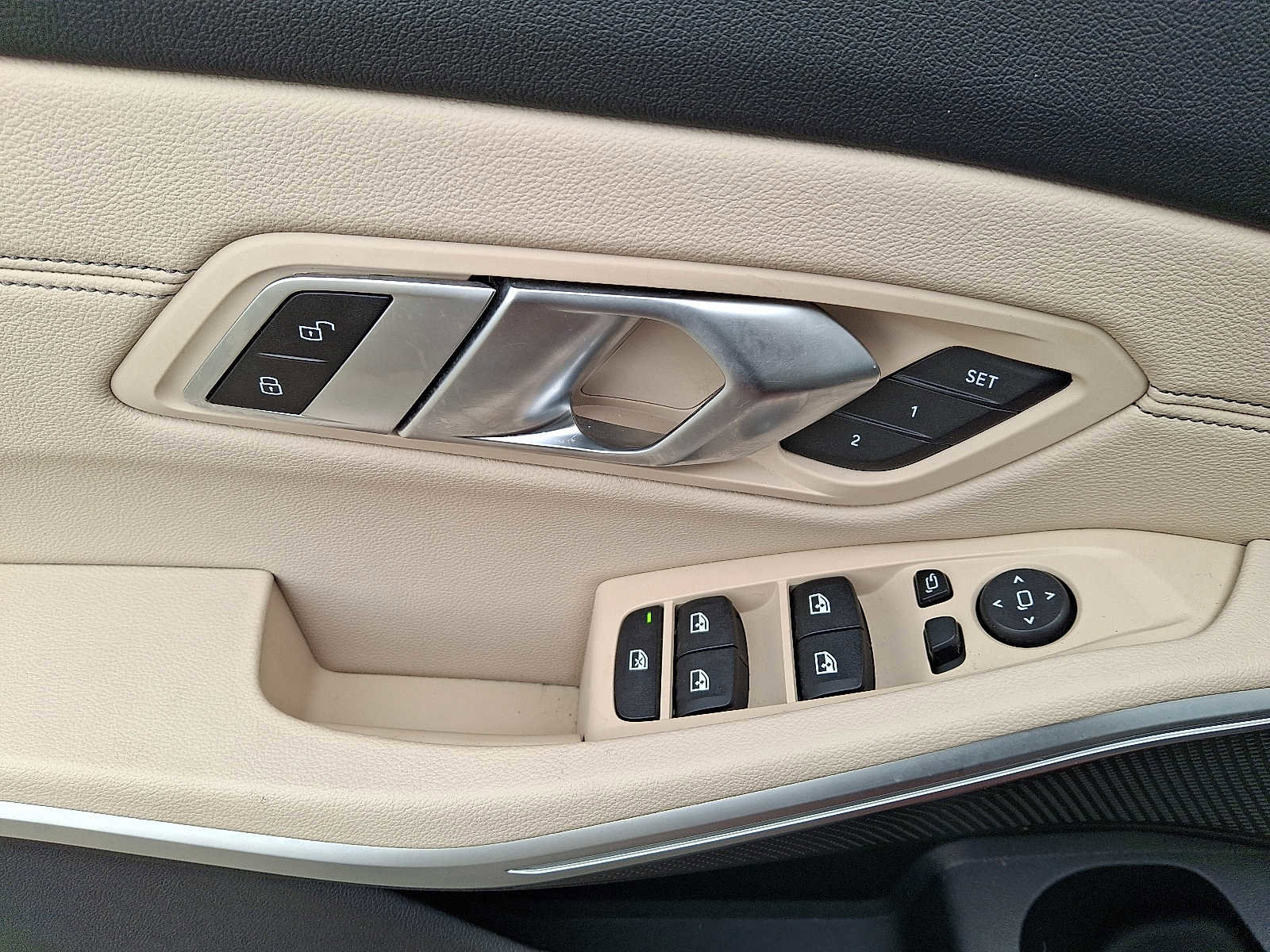 Used 2020 BMW 330i xDrive Sedan w/ Convenience Package image 13