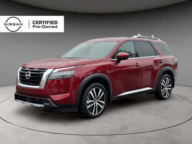 Certified 2025 Nissan Pathfinder Platinum w/ Cargo Package FWD image 1