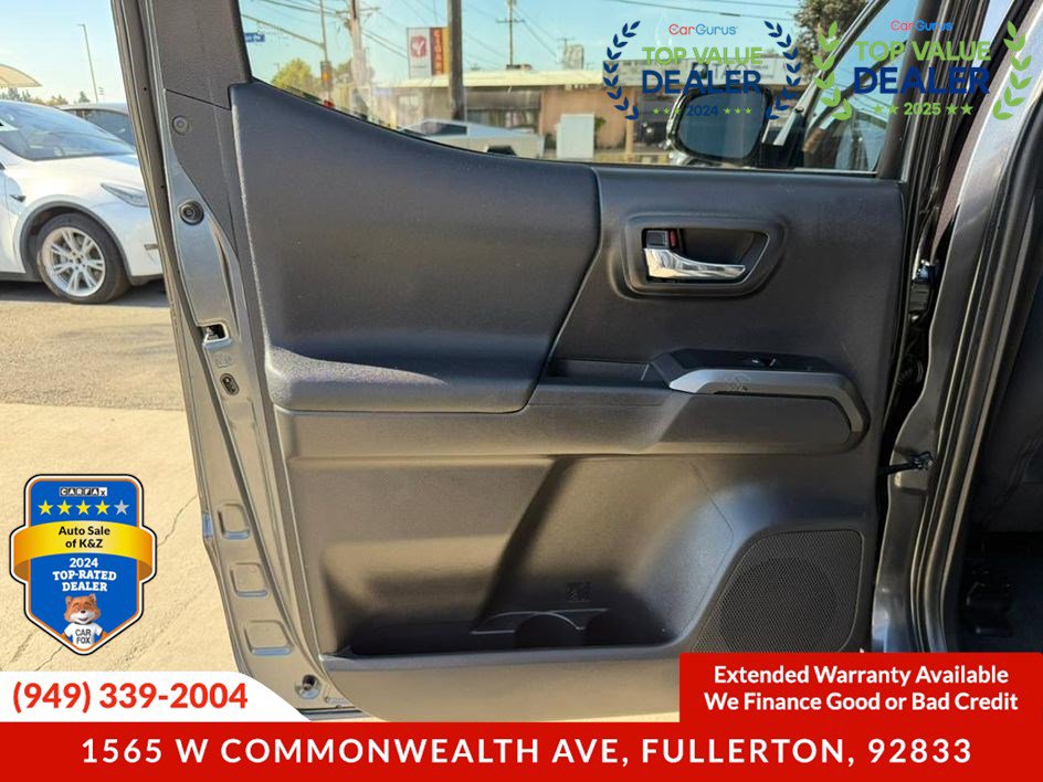 Used 2023 Toyota Tacoma TRD Sport w/ Advanced Technology Package image 27