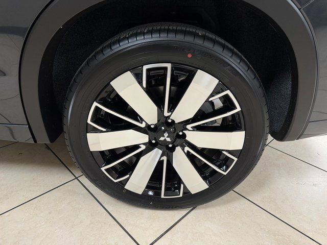 New 2026 Mitsubishi Outlander SEL FWD image 27