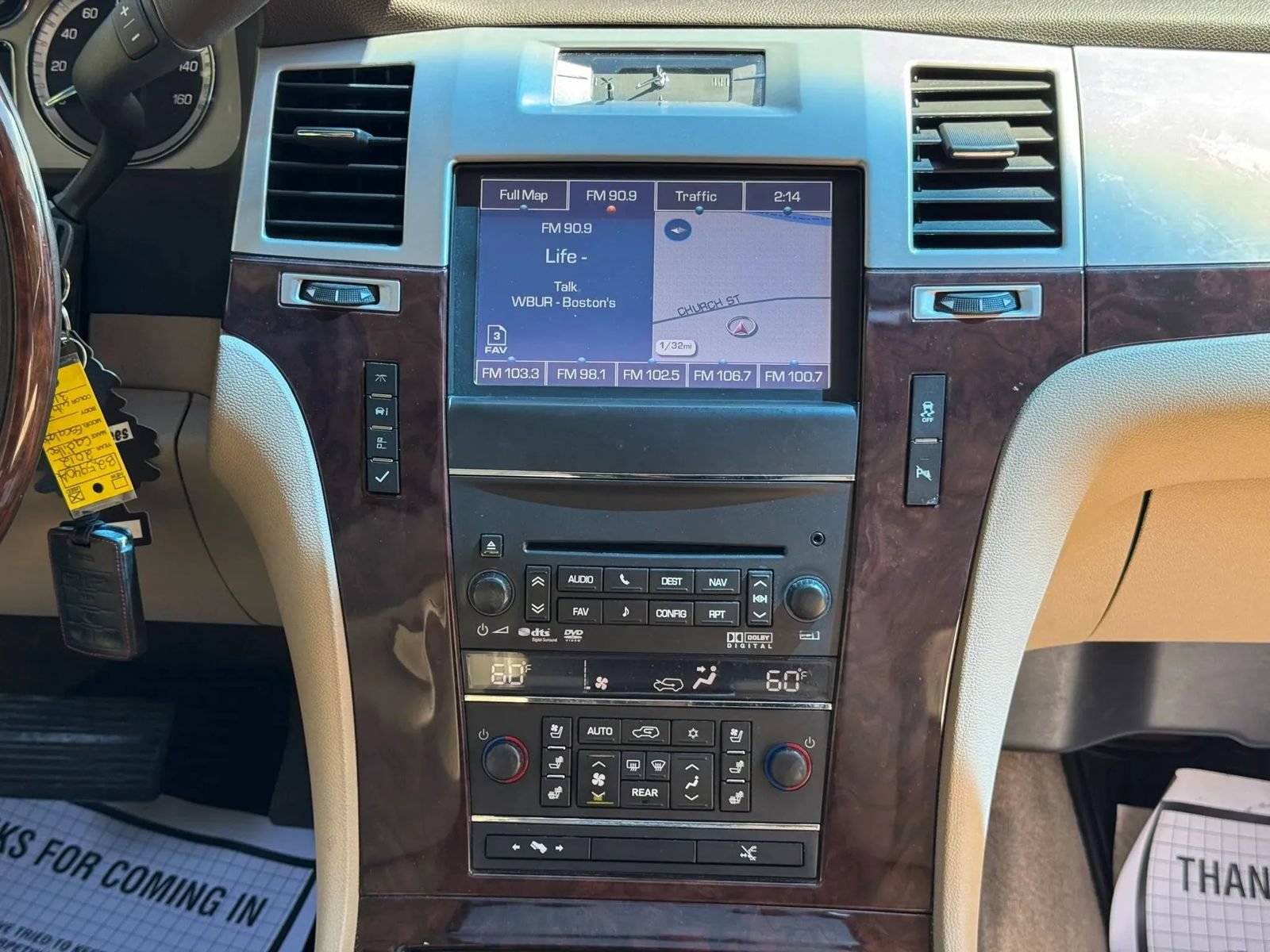Used 2012 Cadillac Escalade Premium AWD/4WD image 24