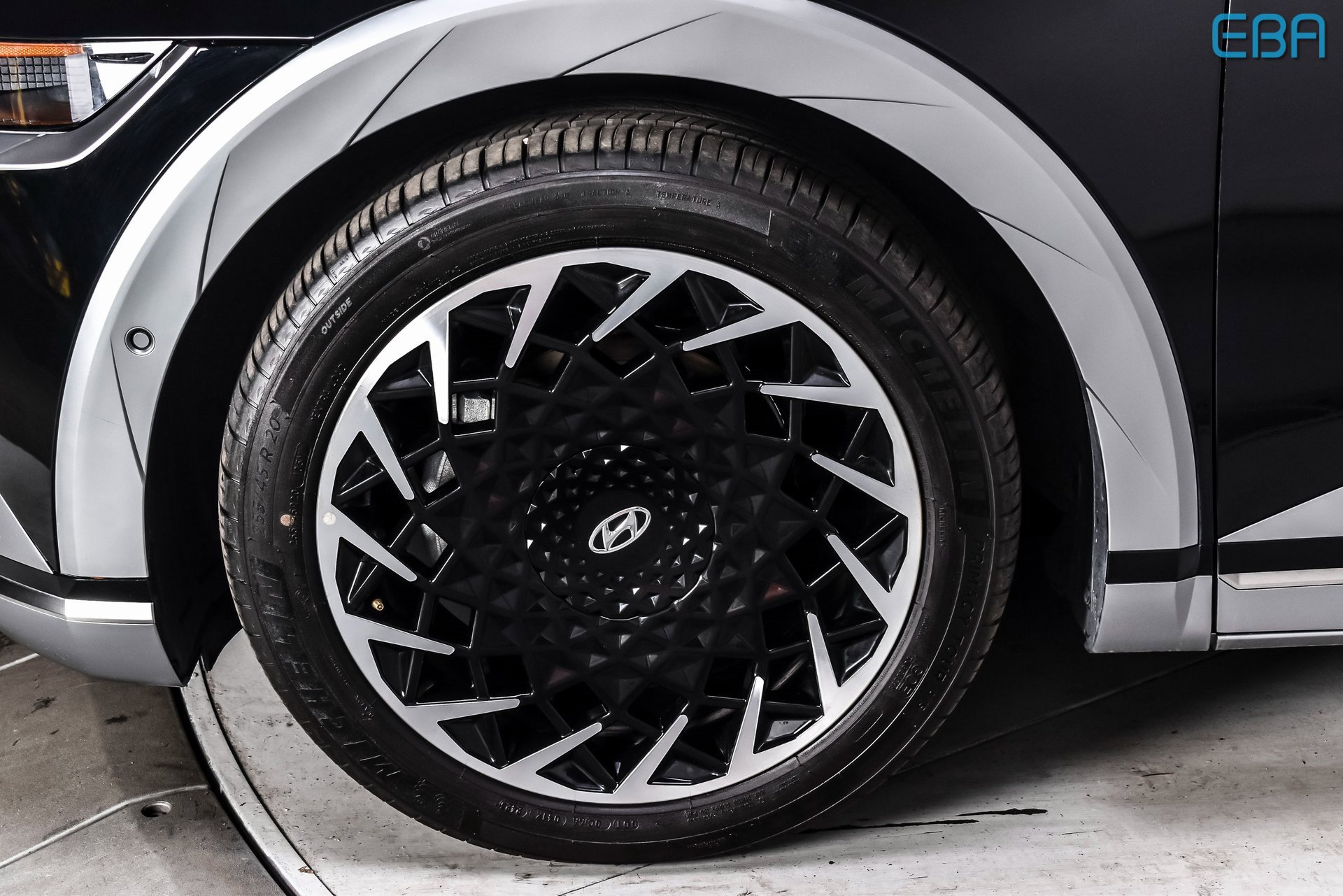 Used 2024 Hyundai Ioniq 5 Limited image 10