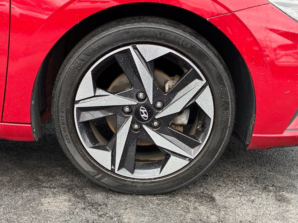 Used 2023 Hyundai Elantra SEL w/ Convenience Package image 42