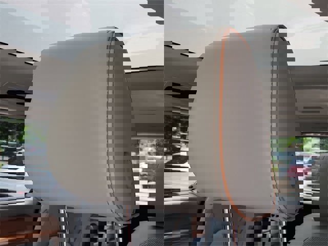 New 2025 Volkswagen ID. Buzz 1st Edition image 14