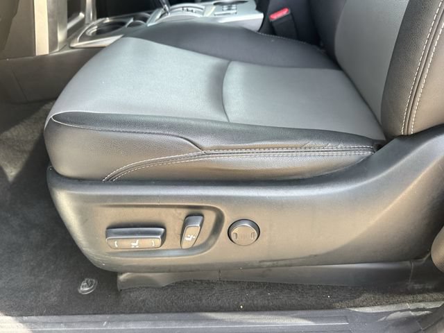 Used 2022 Toyota 4Runner SR5 Premium w/ Moonroof Package RWD image 27