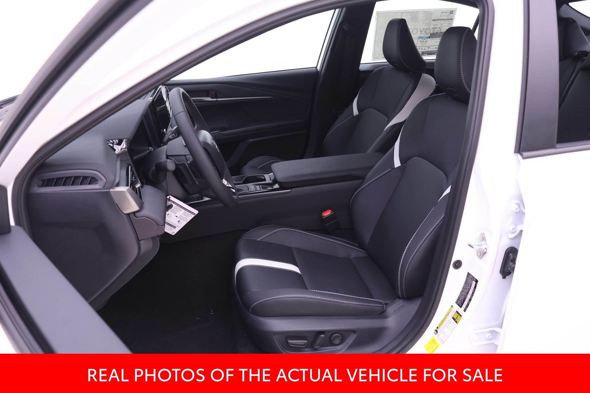 New 2026 Toyota Camry SE FWD image 4