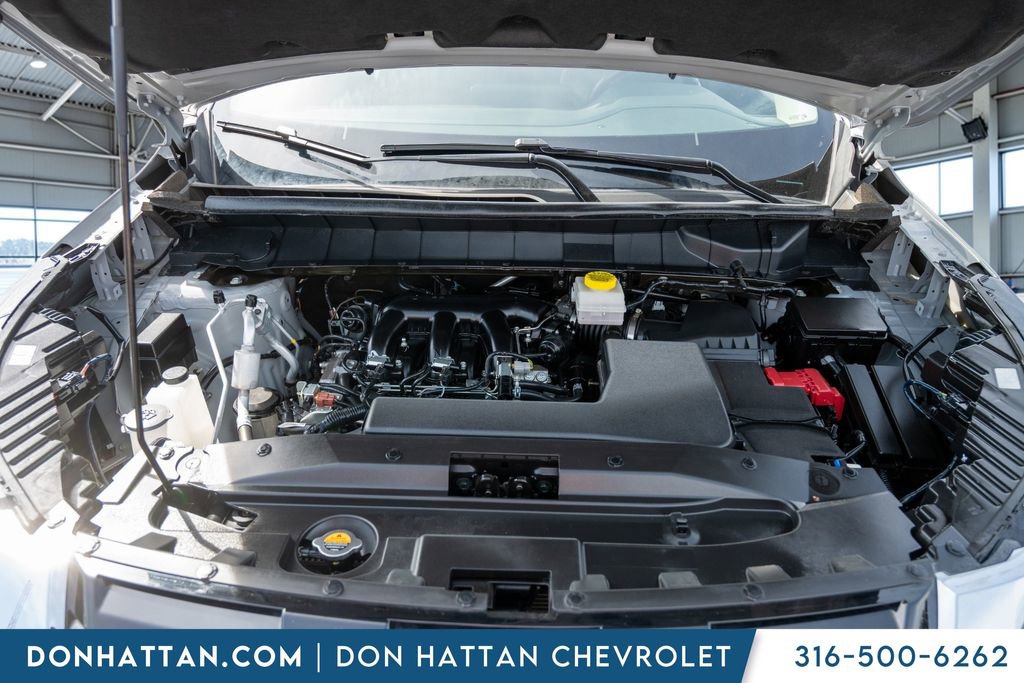 Used 2025 Nissan Pathfinder SL image 40