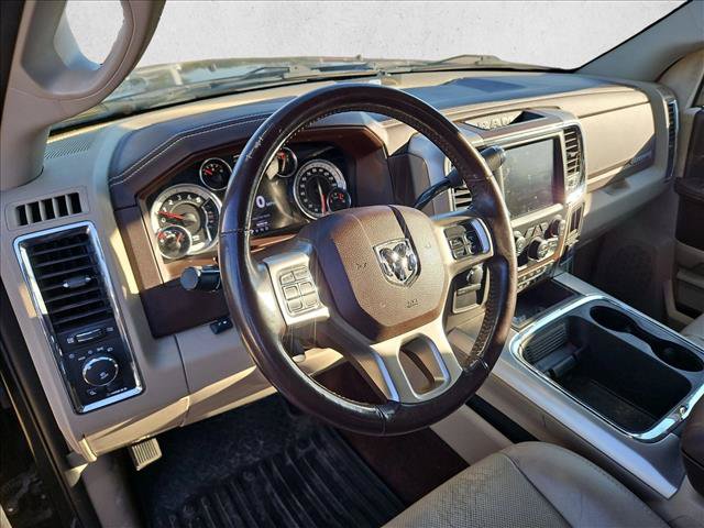 Used 2016 RAM 2500 Laramie w/ Convenience Group AWD/4WD image 9