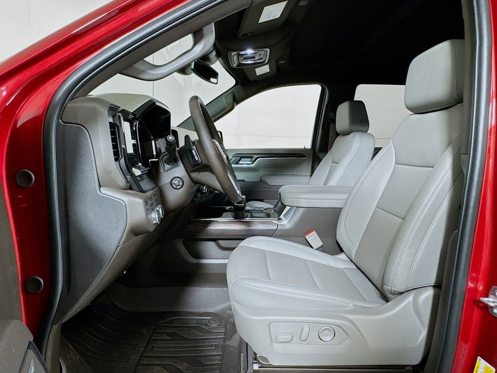 Certified 2026 GMC Sierra 1500 SLT image 30