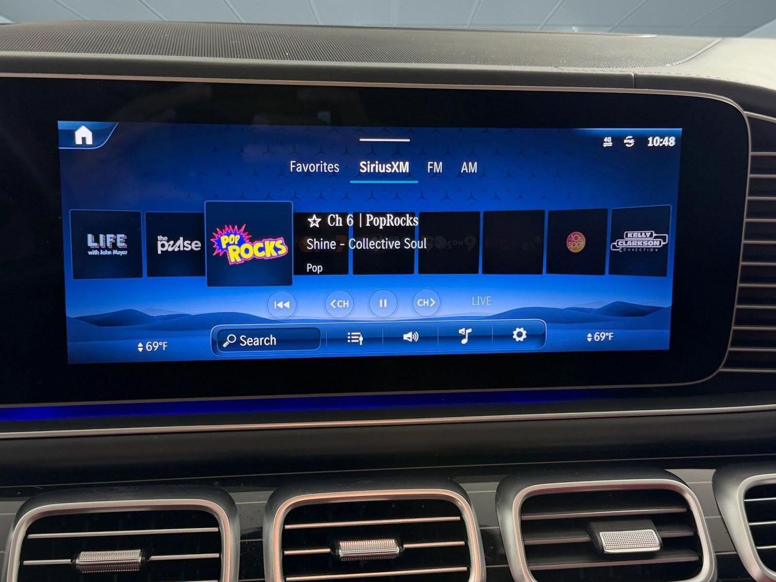Used 2025 Mercedes-Benz GLS 580 4MATIC image 28