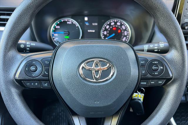 Certified 2022 Toyota RAV4 LE AWD/4WD image 24