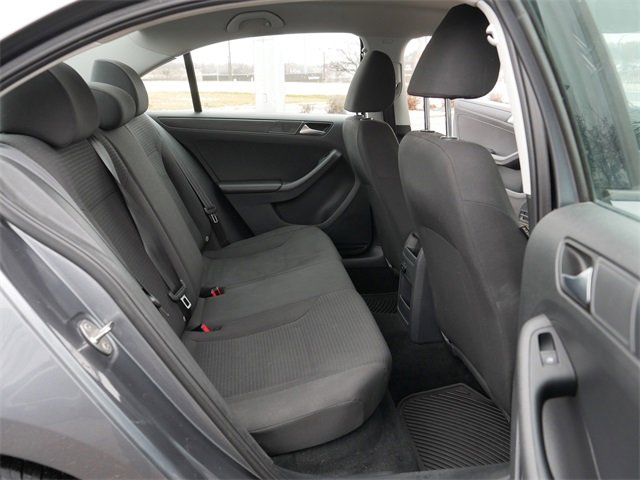 Used 2015 Volkswagen Jetta S image 19