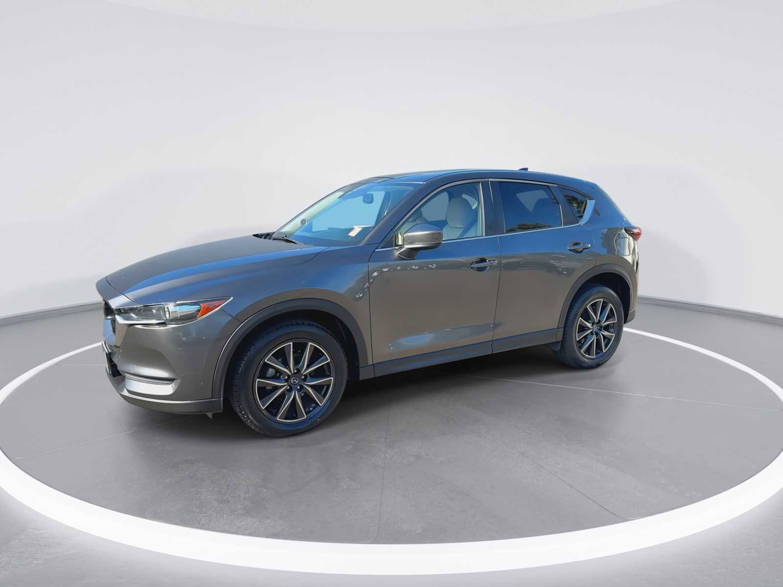 Used 2018 MAZDA CX-5 Touring w/ Preferred Equipment Package image 4