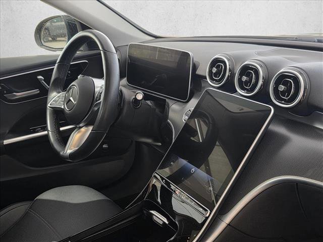 Used 2025 Mercedes-Benz C 300 4MATIC Sedan image 9