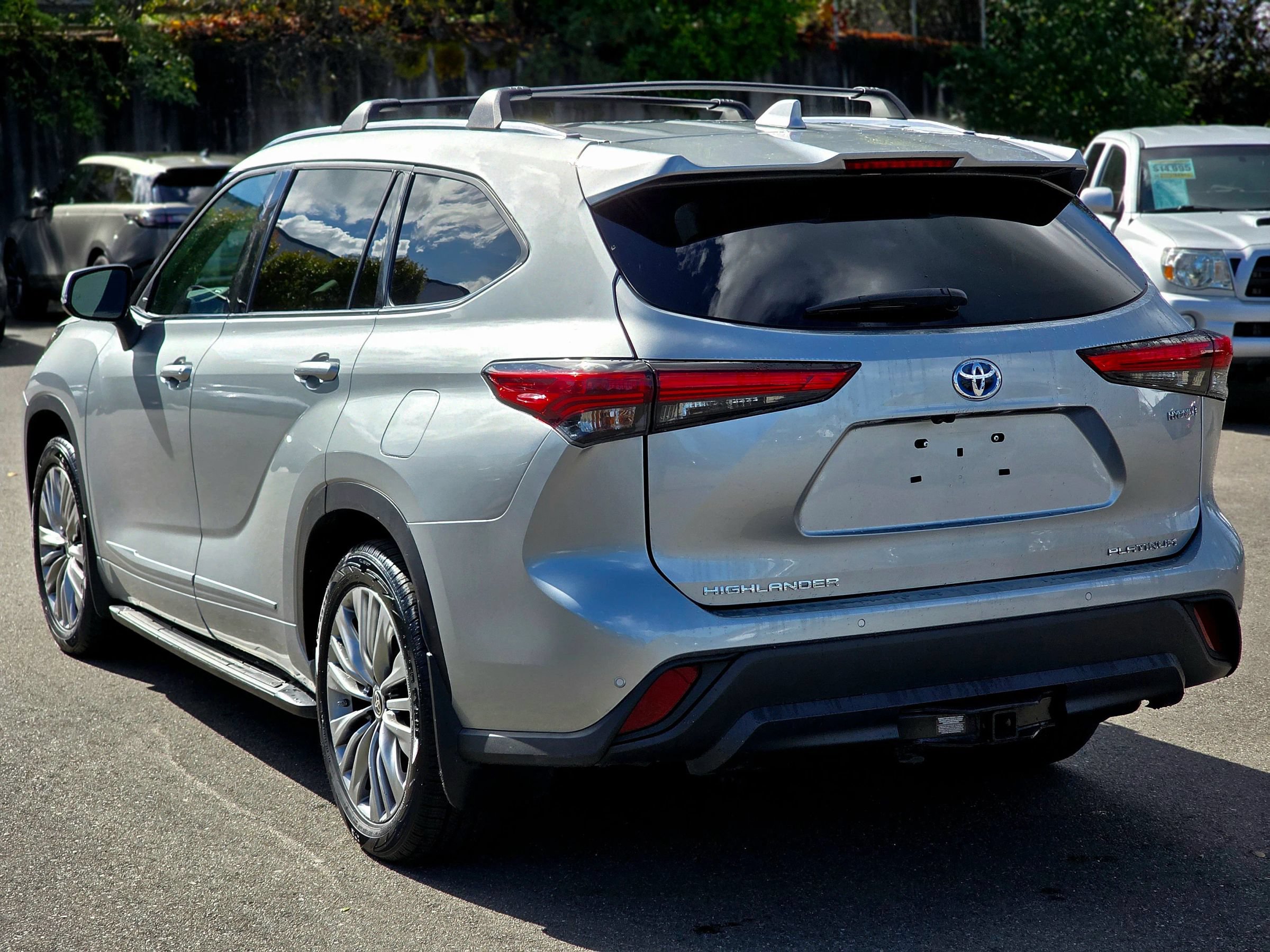 Used 2021 Toyota Highlander Platinum AWD/4WD image 9