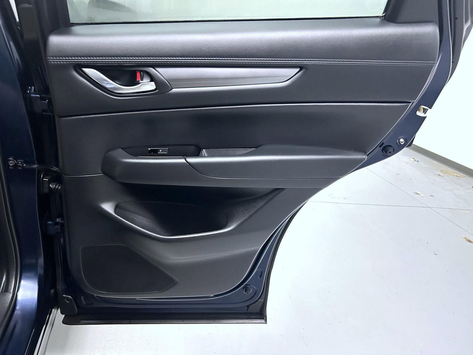 Certified 2023 MAZDA CX-5 AWD 2.5 S w/ Select Package image 17