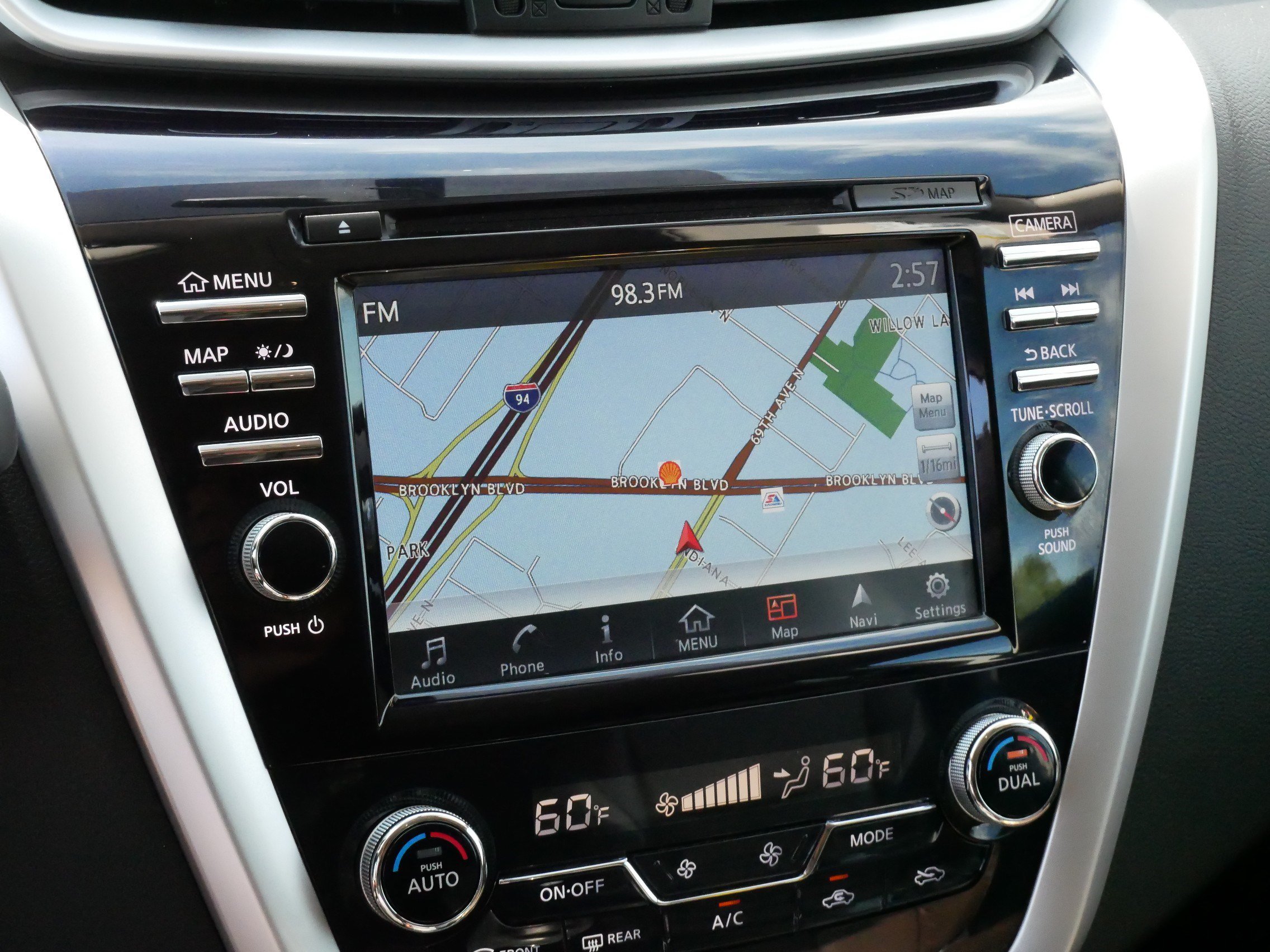 Used 2016 Nissan Murano SL w/ SL Technology Package AWD/4WD image 22