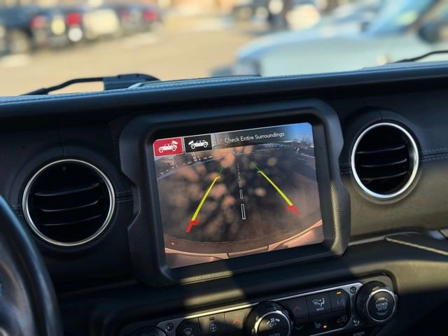 Used 2022 Jeep Wrangler Unlimited Rubicon 4xe w/ Cold Weather Group image 4