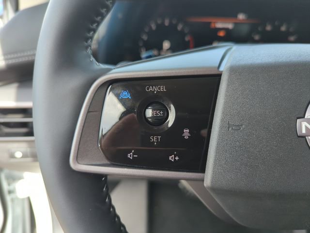 Certified 2025 Nissan Murano SV image 41