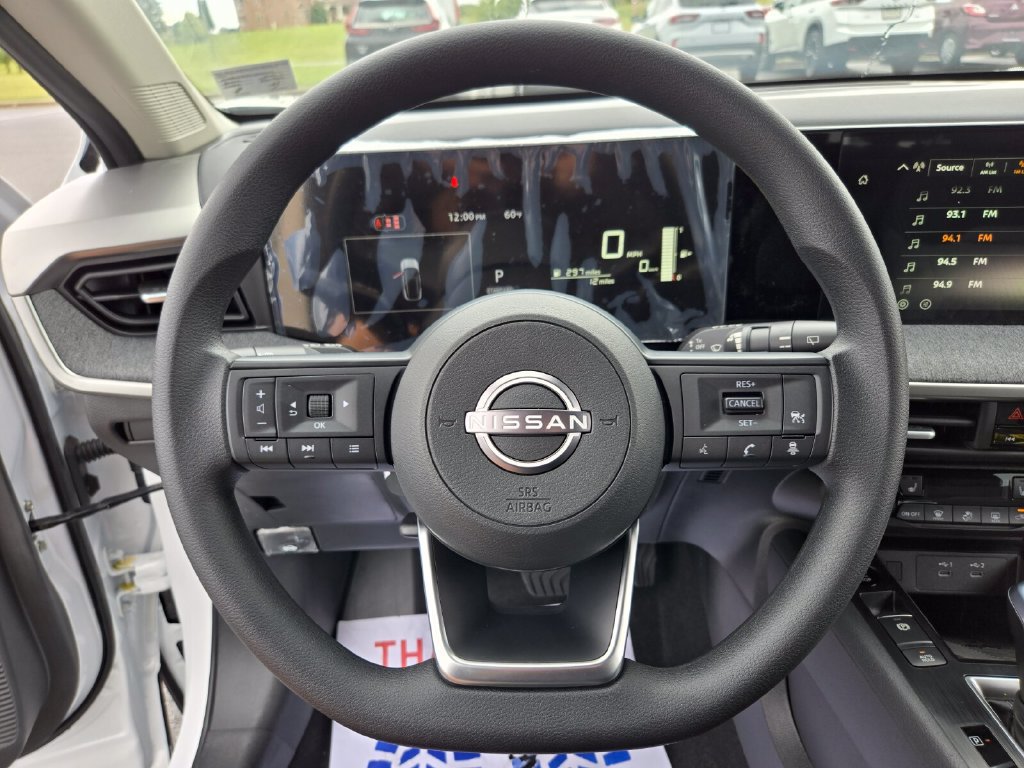 New 2027 Nissan Kicks SV FWD image 11