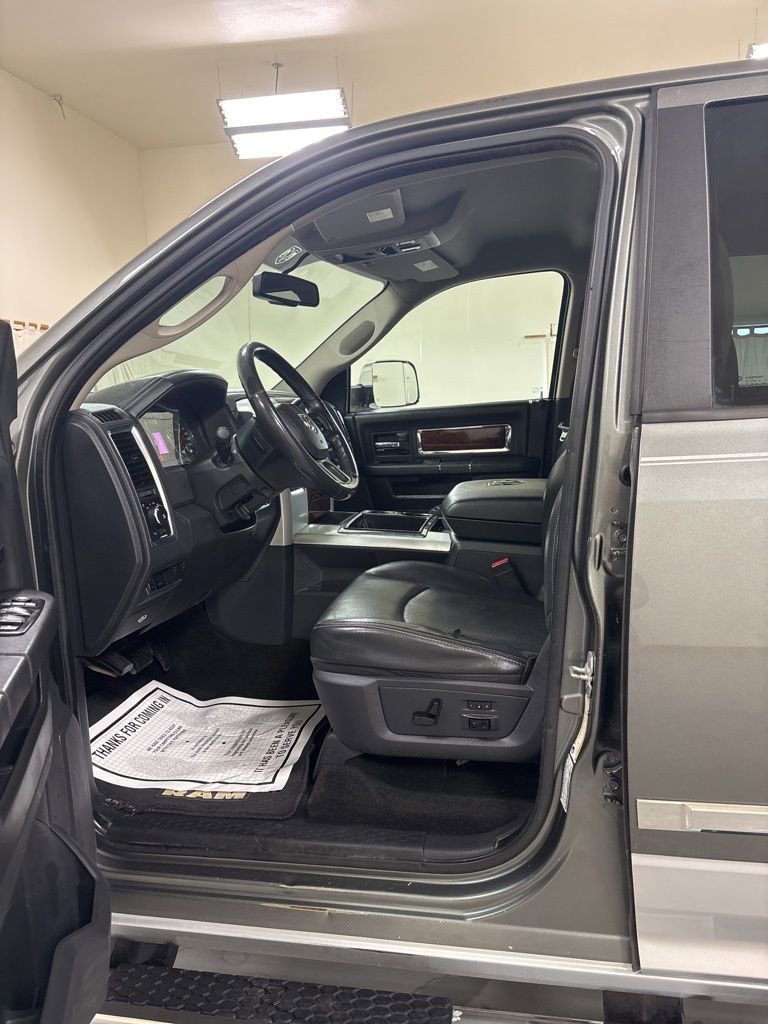 Used 2012 RAM 2500 Laramie w/ Chrome Accents Group image 9