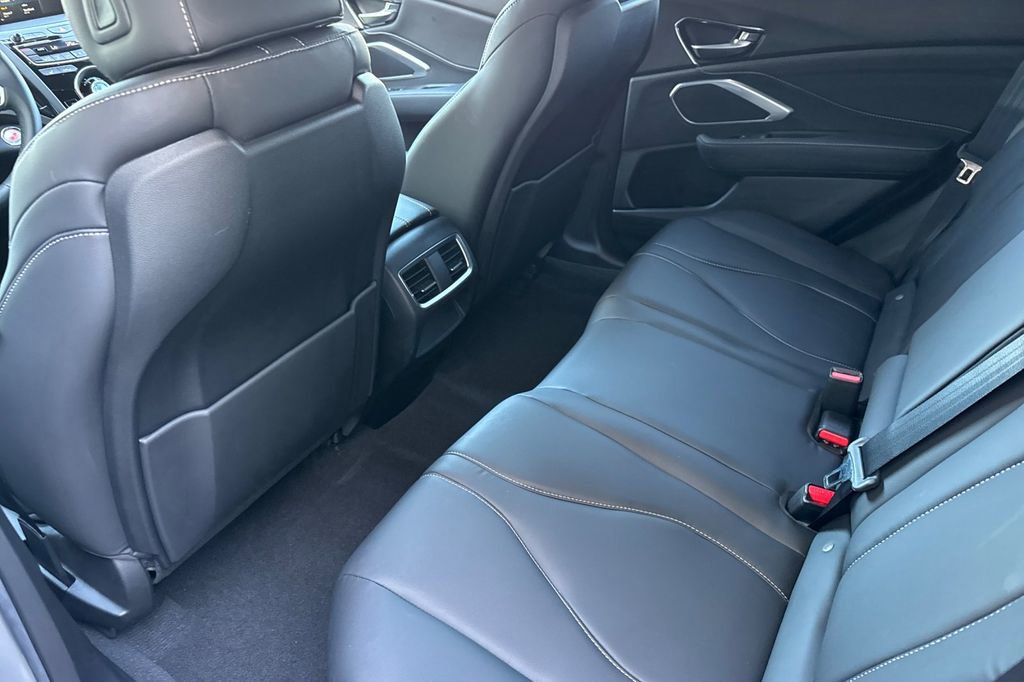 Certified 2025 Acura RDX SH-AWD image 5