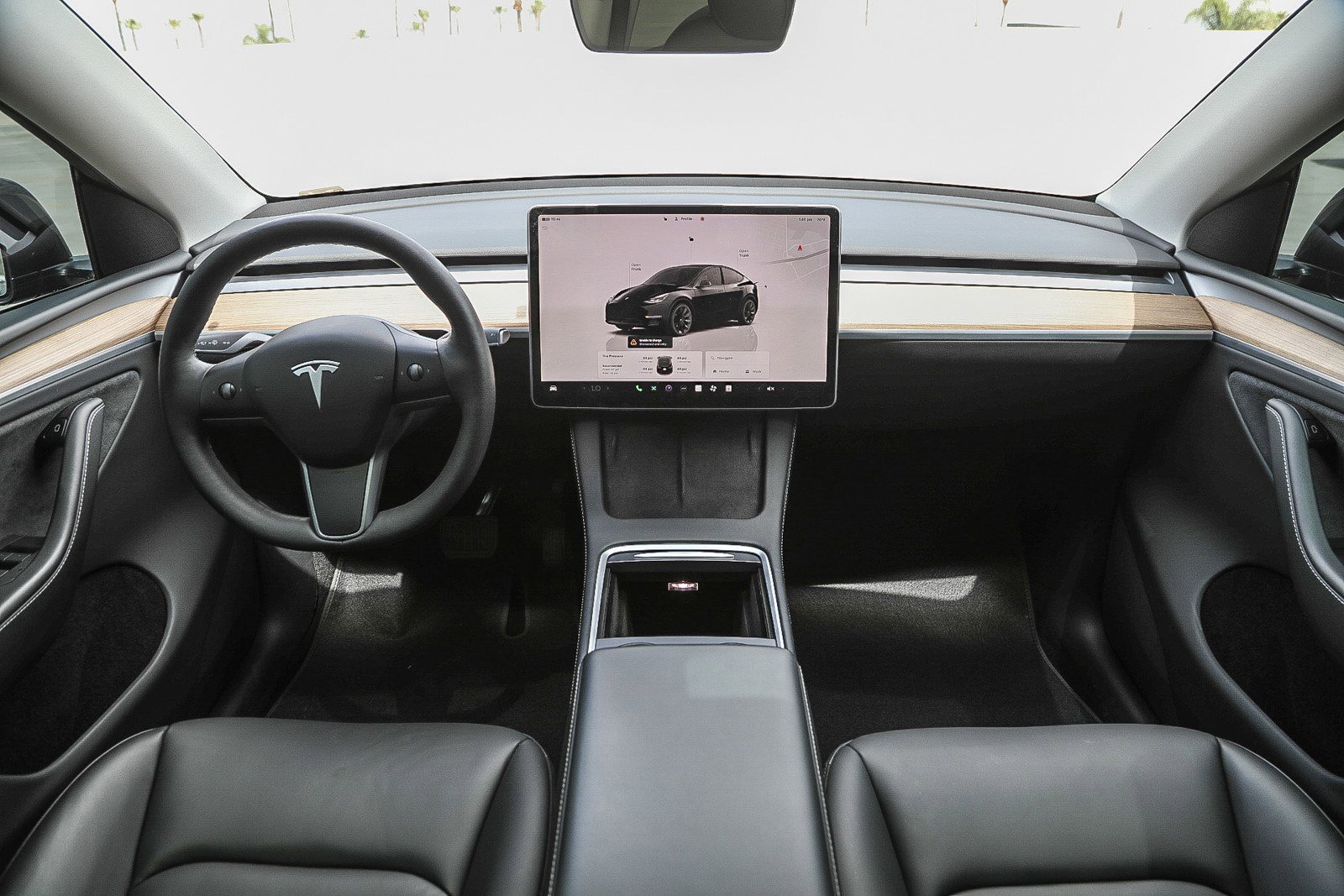 Used 2024 Tesla Model Y Long Range AWD/4WD image 13