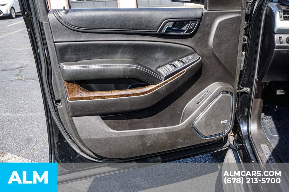 Used 2015 Chevrolet Suburban LT RWD image 50