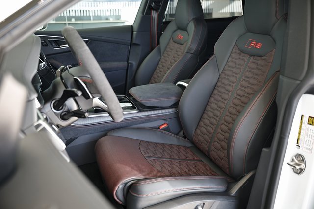 New 2026 Audi RS Q8 performance image 20