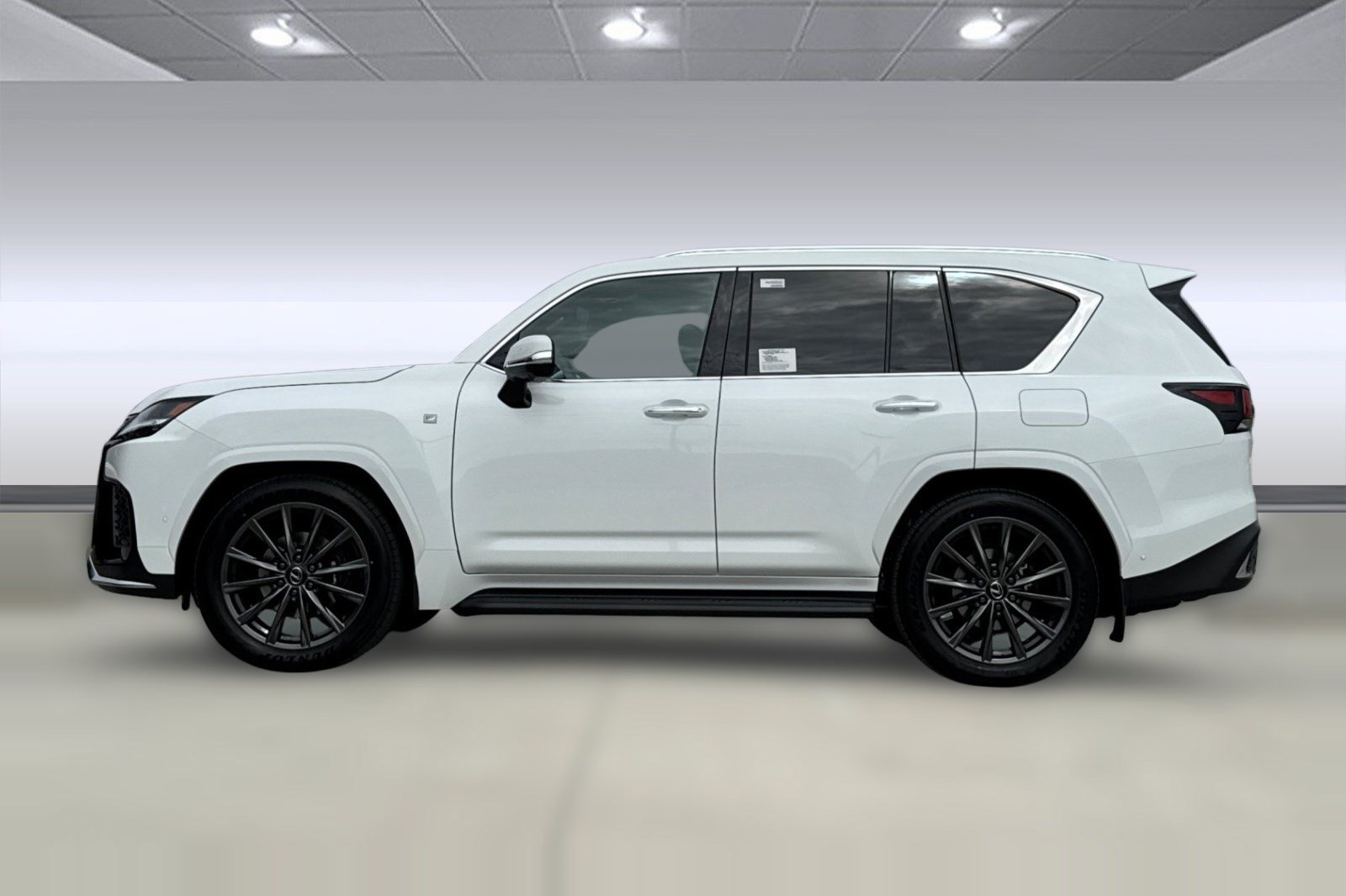 New 2026 Lexus LX 700h F Sport AWD/4WD image 2