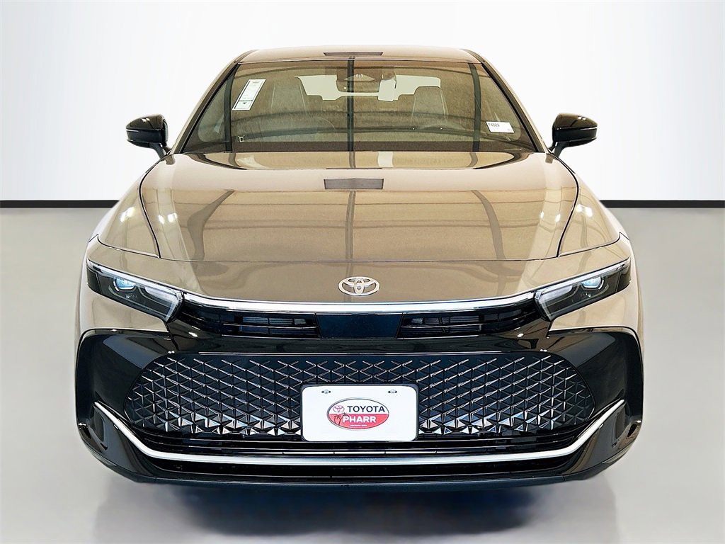 New 2026 Toyota Crown XLE image 2