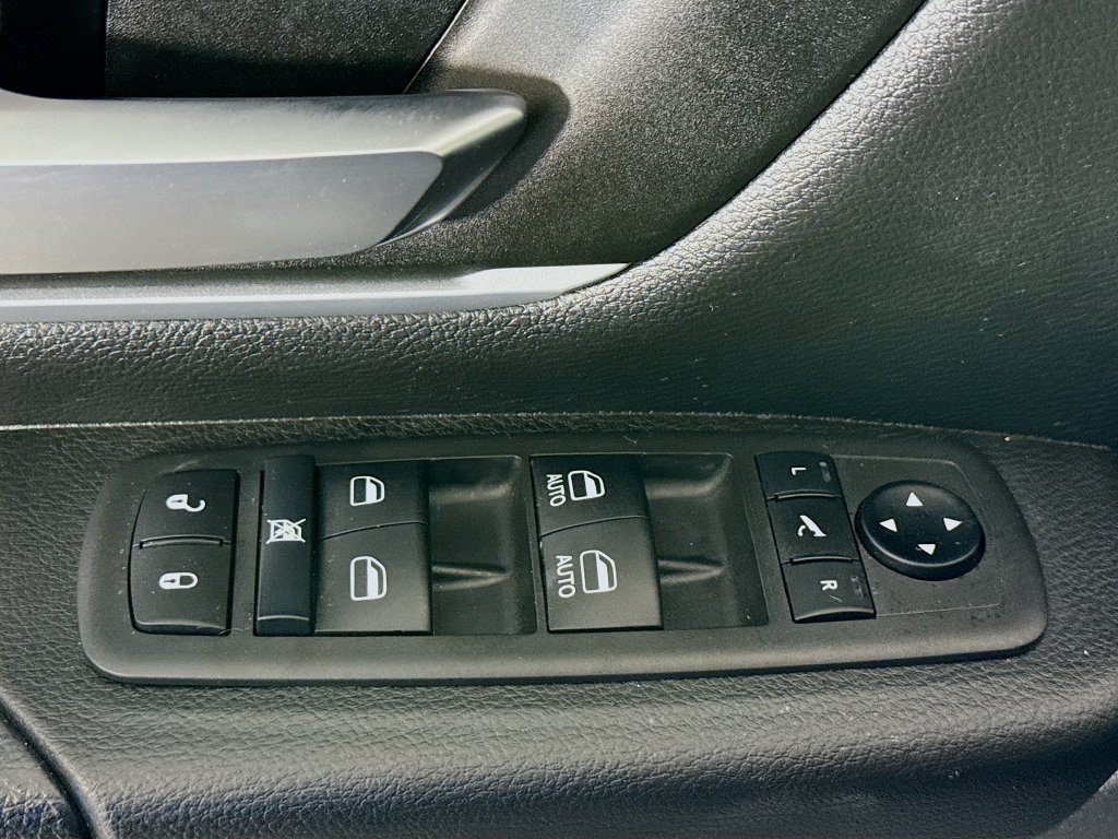 Used 2022 RAM 1500 Lone Star AWD/4WD image 23