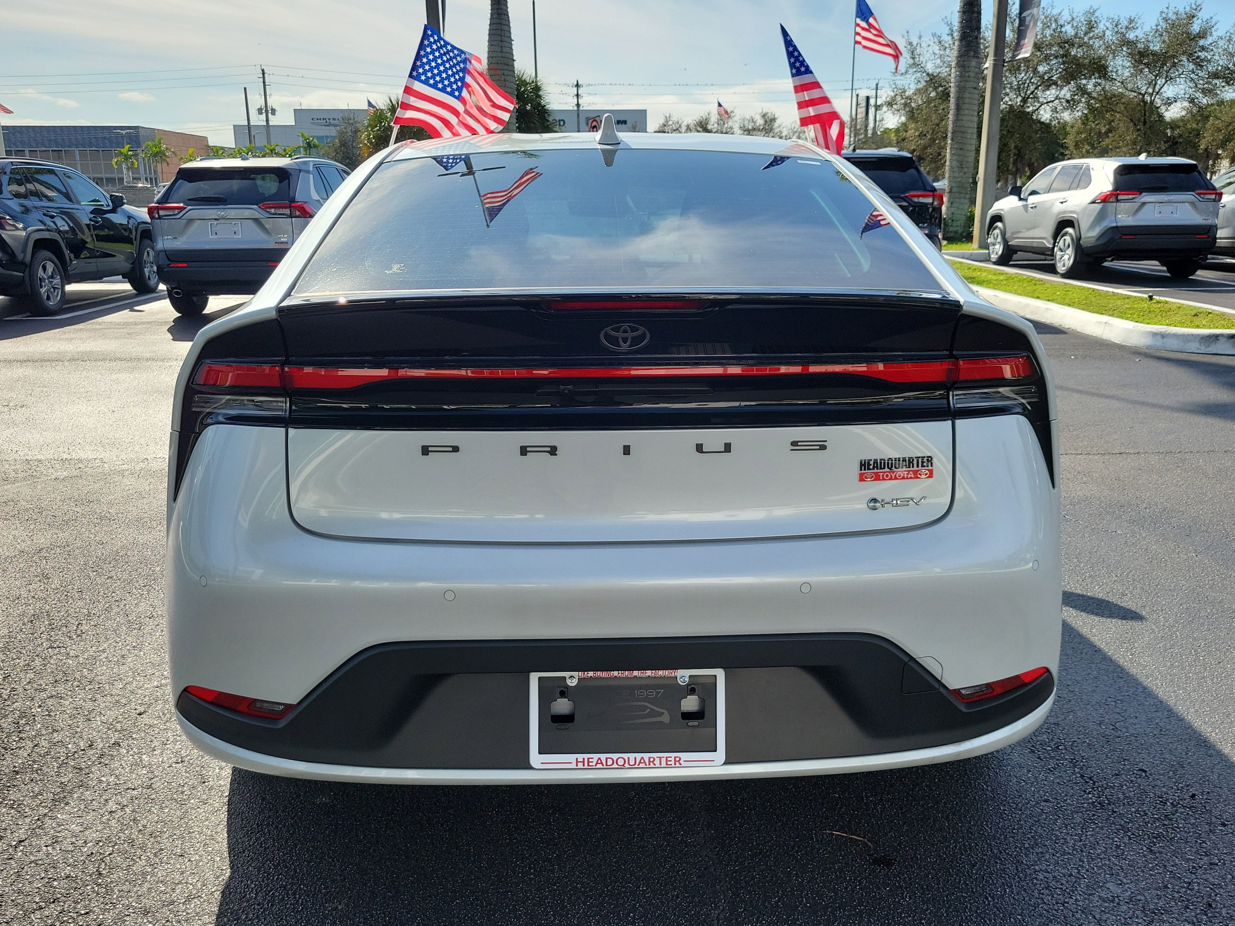 Used 2024 Toyota Prius LE image 10